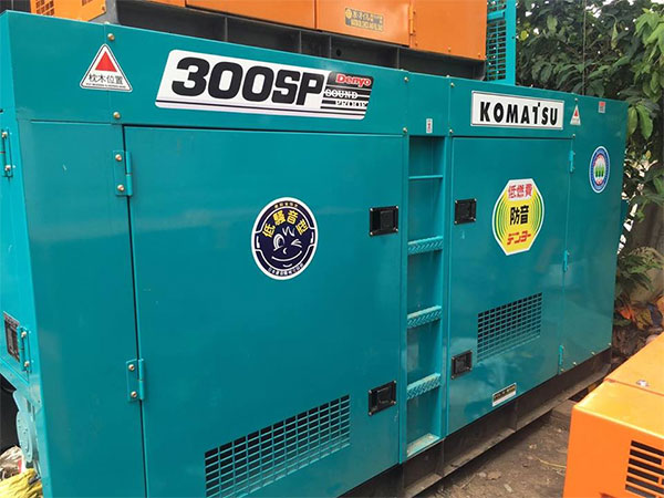 Máy phát điện Komatsu 300kVA