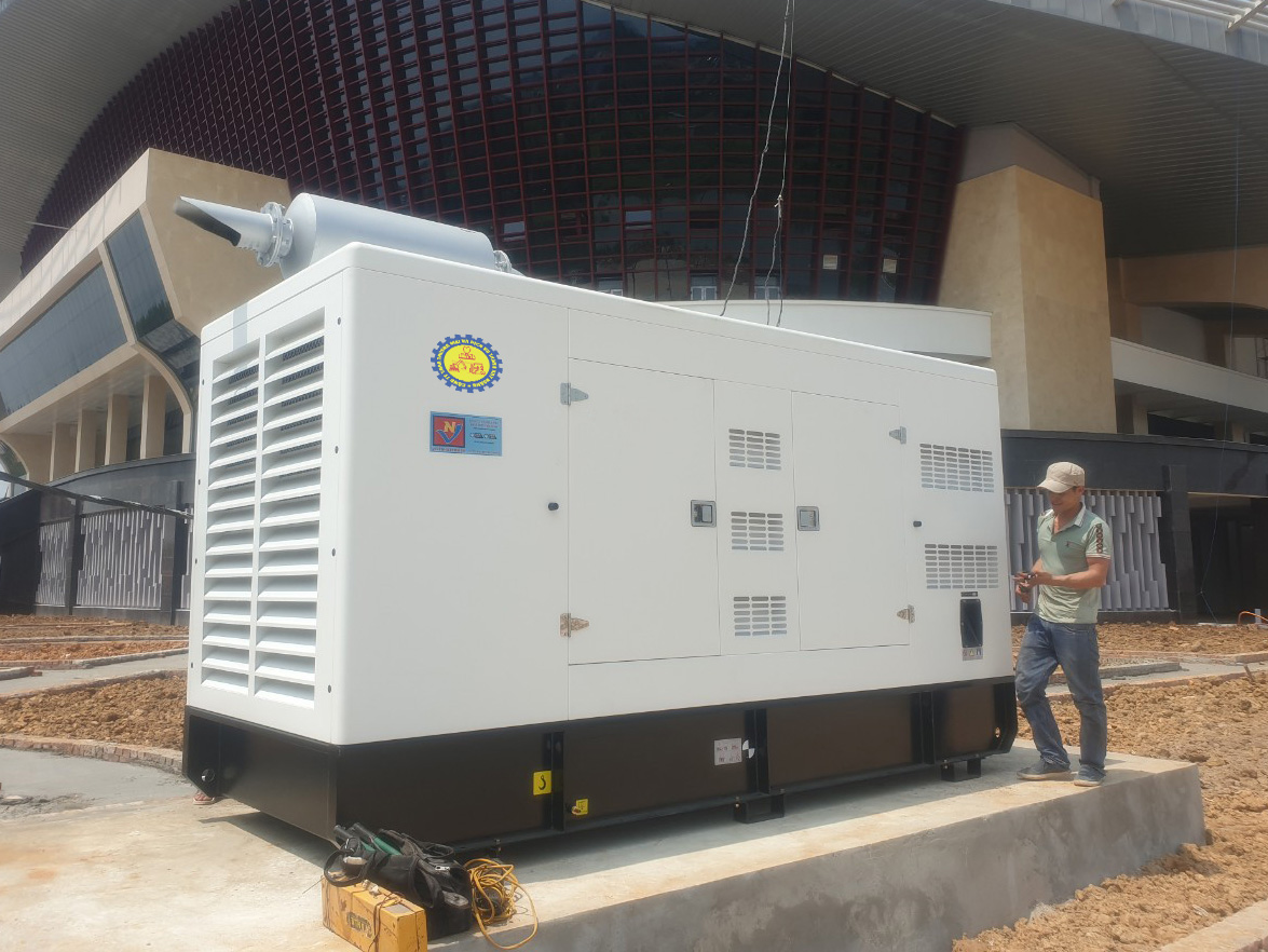 Cho thuê máy phát điện công nghiệp ở công trình xây dựng